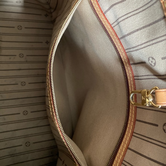 Louis Vuitton Monogram Delightful PM - Picture 9 of 16